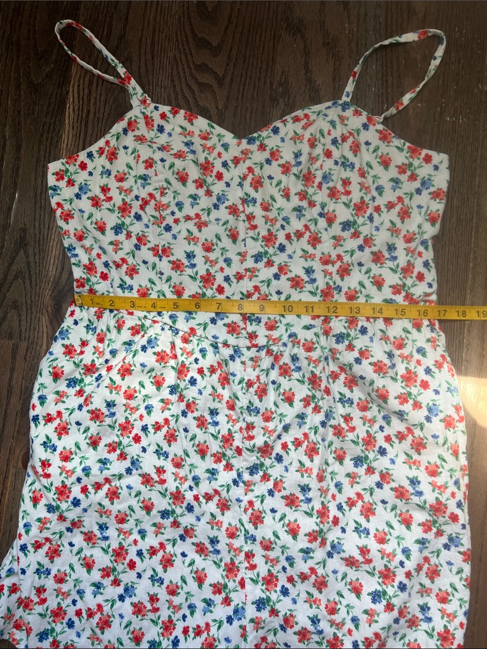Old Navy White Floral Romper with Red & Blue Flowers - Picture 10 of 12